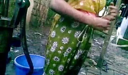 বড় সুন্দরী আরবি চোদা চোদি মহিলা