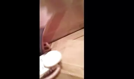 বাঁড়ার রস বাংলা চোদাচোদি ভিডিও খাবার
