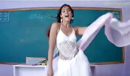 বাঁড়ার রস চোদা চোদি ভিডিও খাবার, এক মহিলা বহু পুরুষ