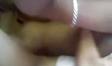 এক মহিলা বহু গ্রামের চোদা চোদি পুরুষ