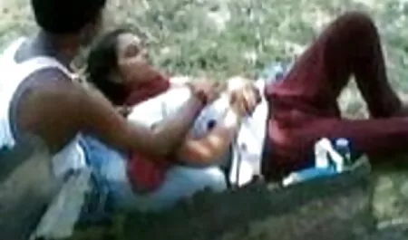 পর্নোতারকা বাংলাদেশী চোদাচোদি ভিডিও সুন্দরি সেক্সি মহিলার মাই এর আঁট)