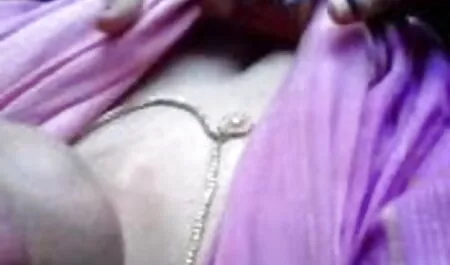 দ্বৈত মেয়ে ও এক পুরুষ চোদা চোদি video