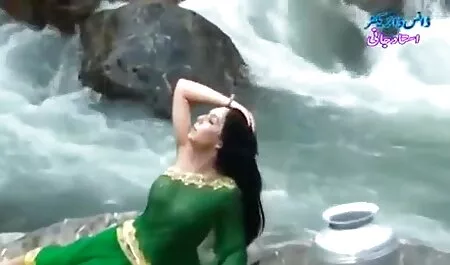 শ্যামাঙ্গিণী সুন্দরি সেক্সি মহিলার ছোটদের চোদা চোদি কর্ষ বাঁড়ার রস খাবার 2