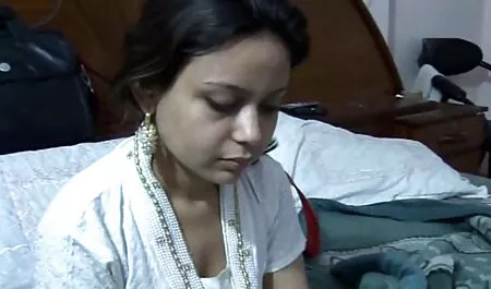 বড় সুন্দরী মহিলা!! চোদা চোদি বিডিও