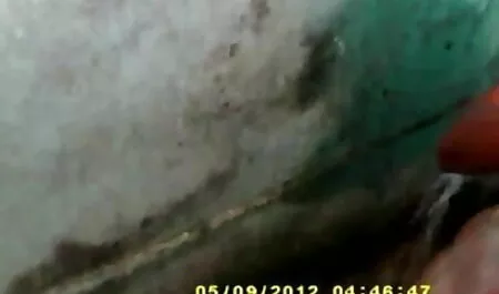বড়ো মাই চোদা চোদি ভিডিও পোঁদ বাঁড়ার রস খাবার