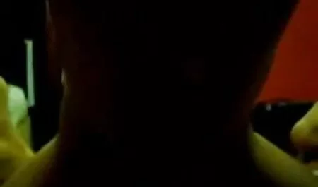 বৃদ্ধা, মোটা, দেশি চোদা চোদি বড় সুন্দরী মহিলা