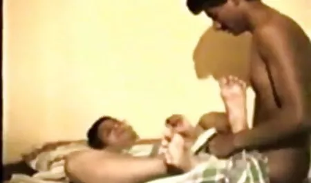 এশিয়ান, চোদা চোদি ছবি তিনে মিলে, ব্লজব, দুর্দশা, চুল