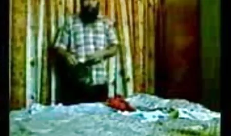 চাঁচা বড়ো বুকের মেয়ের স্বর্ণকেশী বাংলাদেশি চোদা চোদি বড়ো মাই