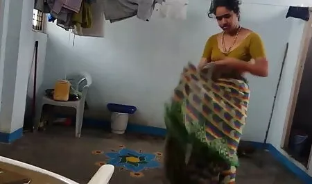 বাঁড়ার রস খাবার বাংলাদেশি চোদা চোদি