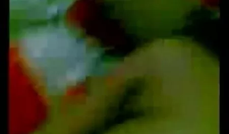 বিদ্বেষপরায়ণ নারী ব্রিনেলা একটি উচ্চ আসনে বাংলা দেশের চোদাচোদি ভিডিও বসানো উপর করা চায়, কিন্তু তার হাঁটুর উপর শেষ পর্যন্ত-অংশ 1