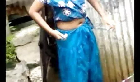 বড় সুন্দরী বাংলা চোদা চোদি video মহিলা
